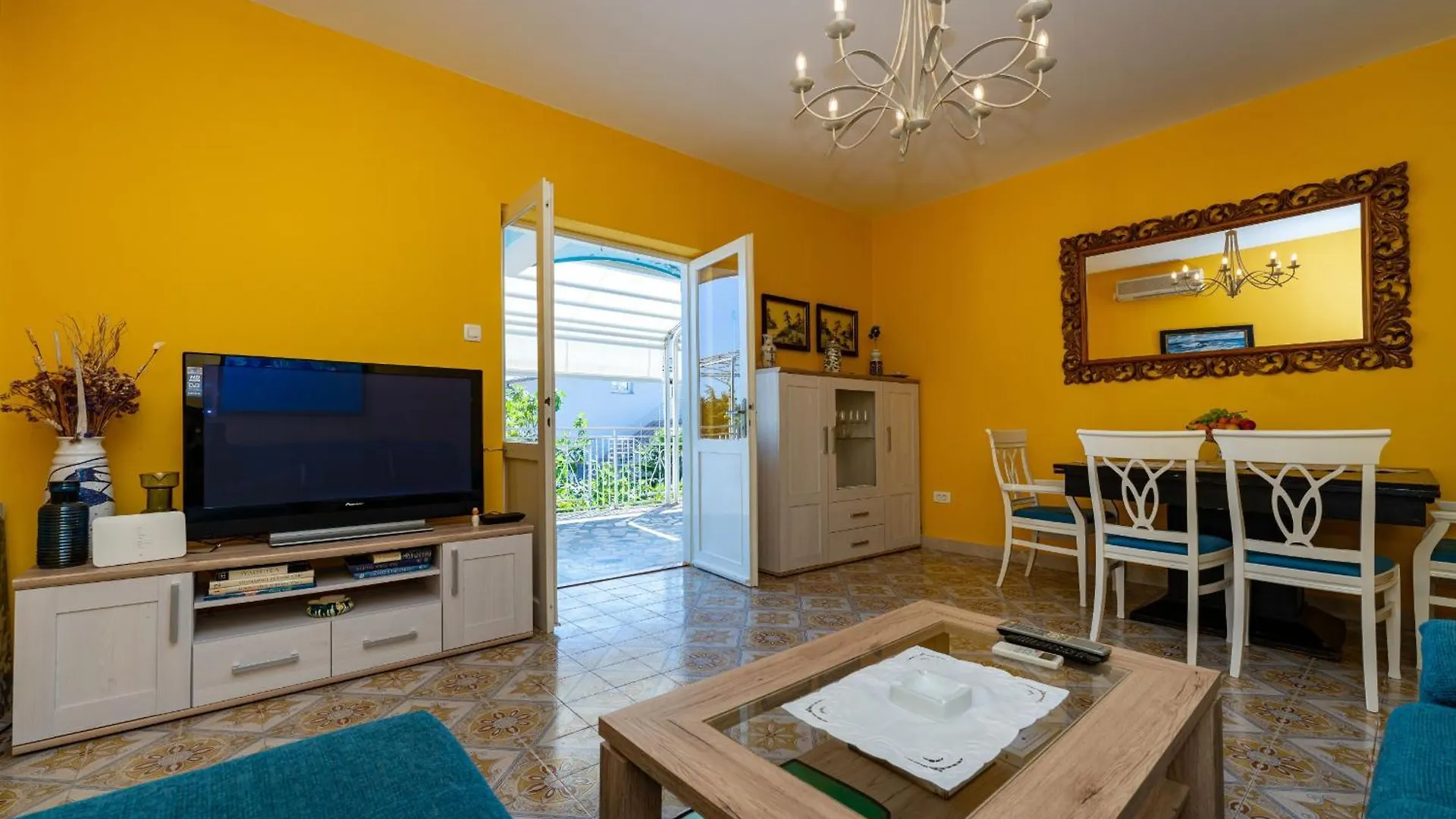 My Dalmatia - Vacation House Maslenica With Sea View Terrace Nyaraló