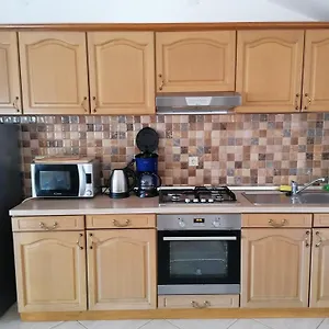 Apartment Monte Cristo 500m Do Plaze-beach, Maslenica